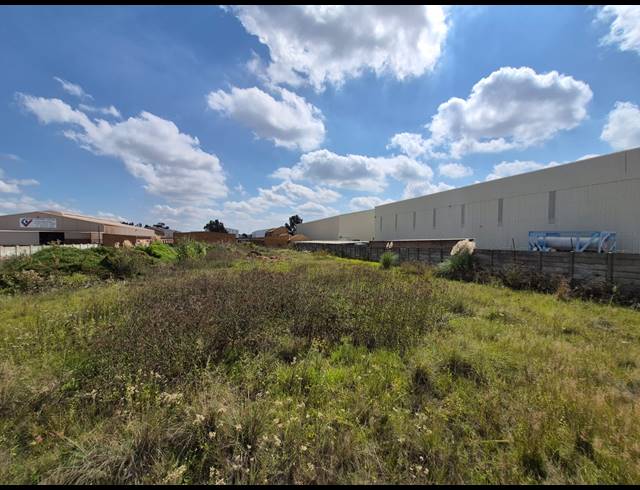 4,050M² VACANT LAND FOR SALE IN VAALPARK
